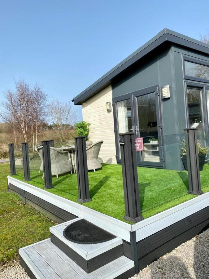 Silverdale Lodge Hot Tub & Wifi Warton Exterior photo